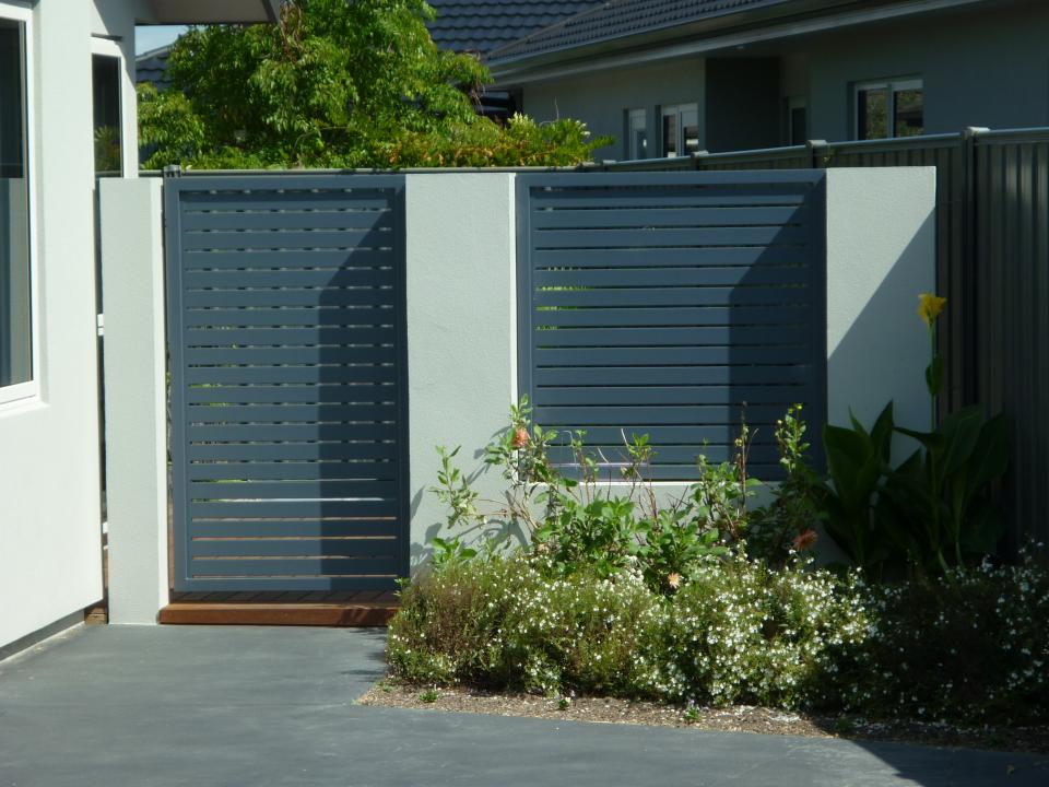 Powder-Coated Gates & Fencing